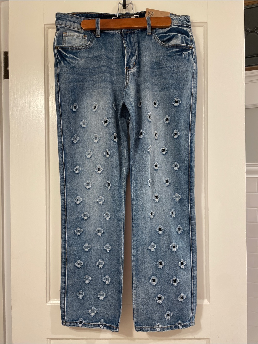 NWT Blue Turtle Distressed Cutout Eyelet Straight Leg Jeans Size 11